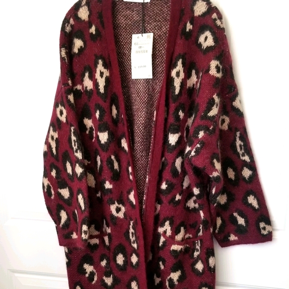 Zara overaized cardigan sweater ( burgundy color ) - Picture 1 of 3